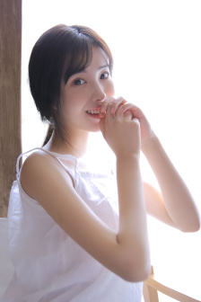 比基尼泳衣三角